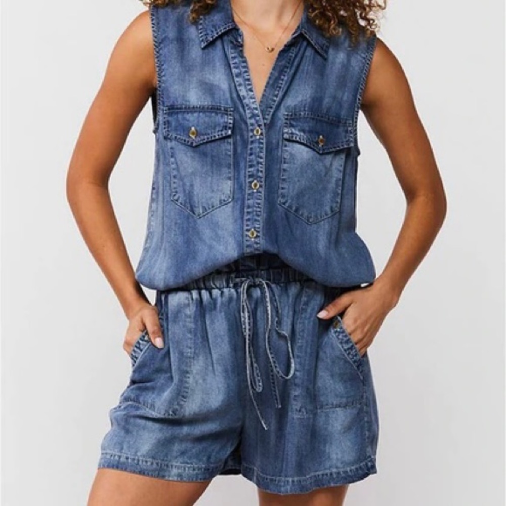Velvet Heart Nordstrom Denim Jean Style Sleeveless Romper Button Up Tencel